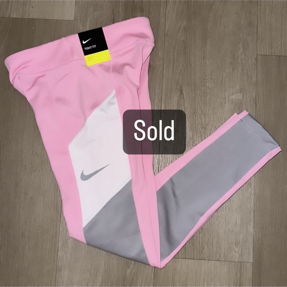 (SOLD) Girl’s Nike Dri-Fit Tights